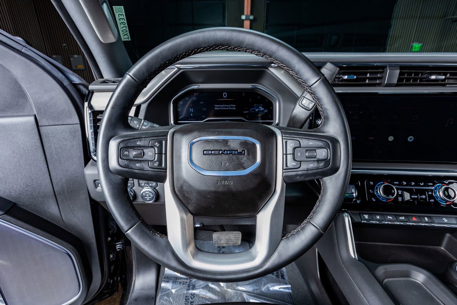 Used 2025 GMC Sierra 2500 Denali image 19