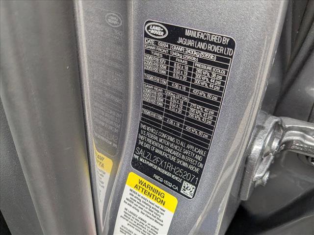Used 2024 Land Rover Range Rover Evoque Dynamic SE image 29