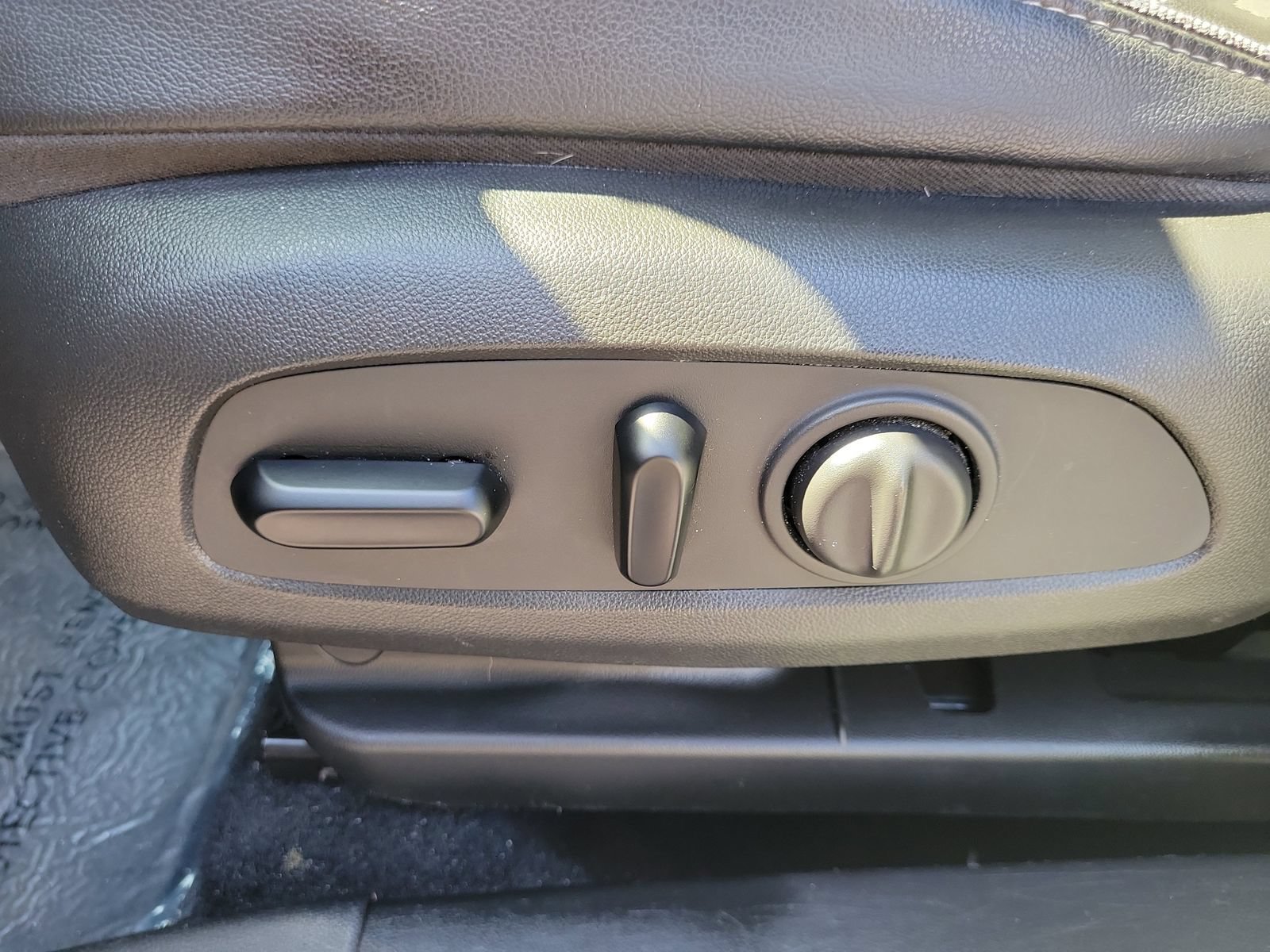 Used 2020 Buick Encore GX Select FWD image 12