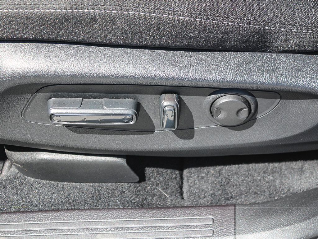 Certified 2026 Honda CR-V EX image 22
