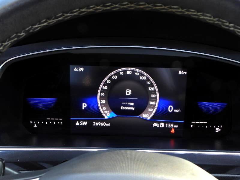 Used 2023 Volkswagen Tiguan SE w/ Panoramic Sunroof Package image 60