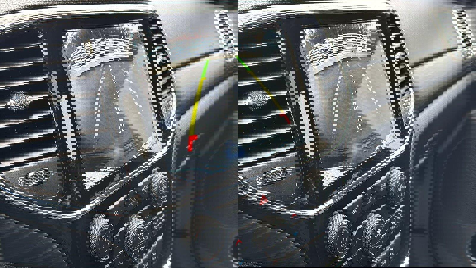 Certified 2022 Jeep Grand Cherokee Laredo X image 27