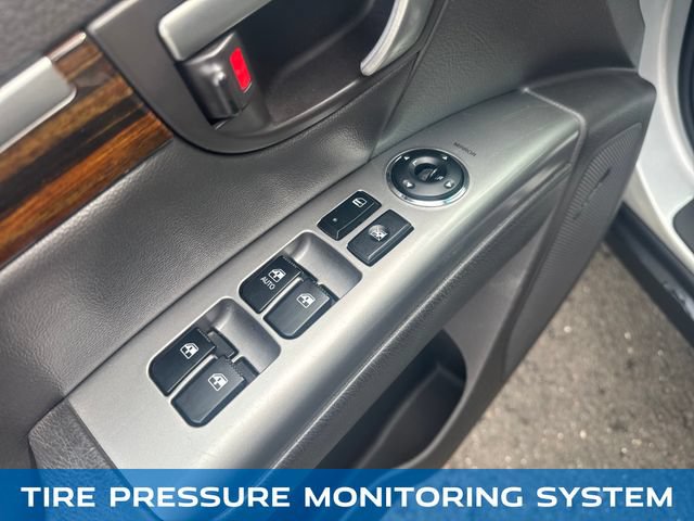 Used 2012 Hyundai Santa Fe Limited AWD/4WD image 11