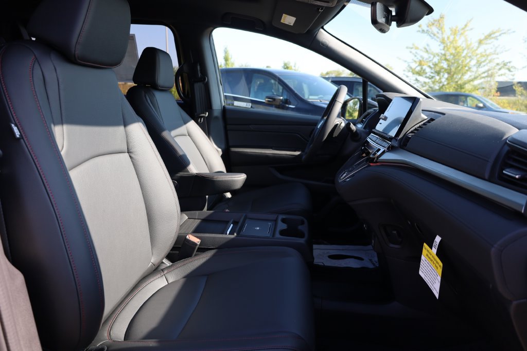 New 2026 Honda Odyssey Sport-L image 36