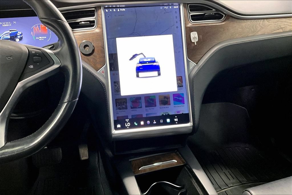 Used 2017 Tesla Model X 90D AWD/4WD image 7