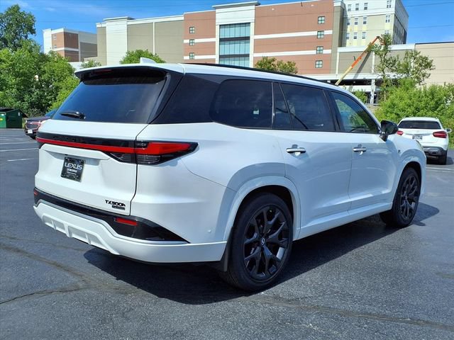 New 2026 Lexus TX 500h AWD image 8
