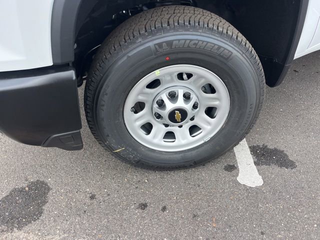 New 2025 Chevrolet Silverado 2500 W/T image 27