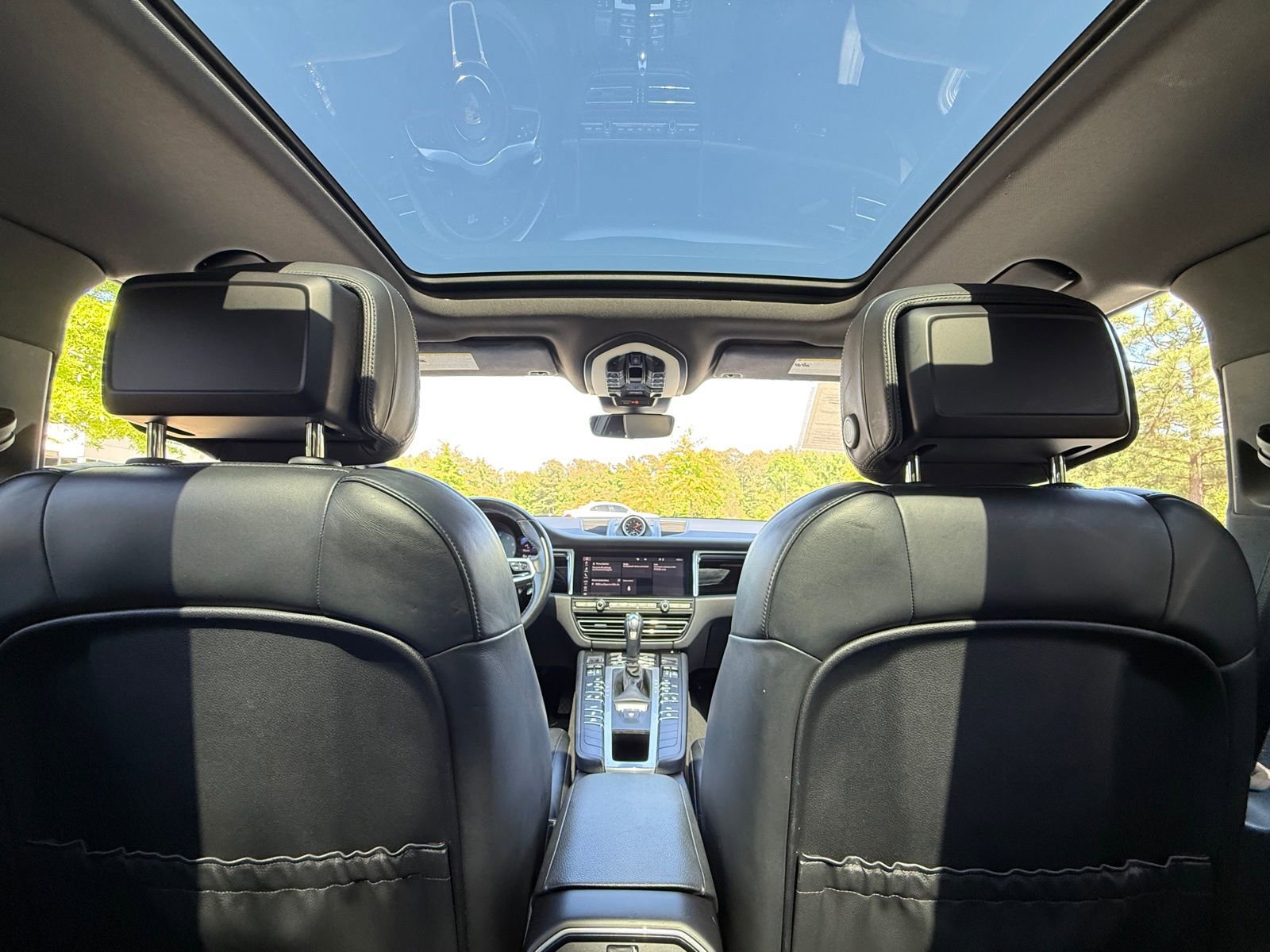 Used 2020 Porsche Macan S image 32