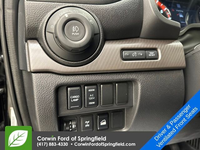 Used 2023 Nissan Titan PRO-4X w/ Pro-4x Convenience Package image 41