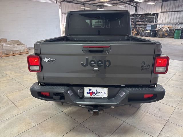 Used 2022 Jeep Gladiator Willys image 7