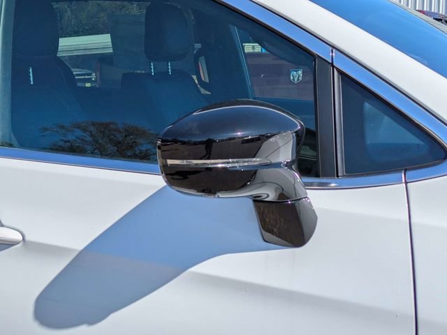 New 2026 Chrysler Pacifica Select FWD image 11