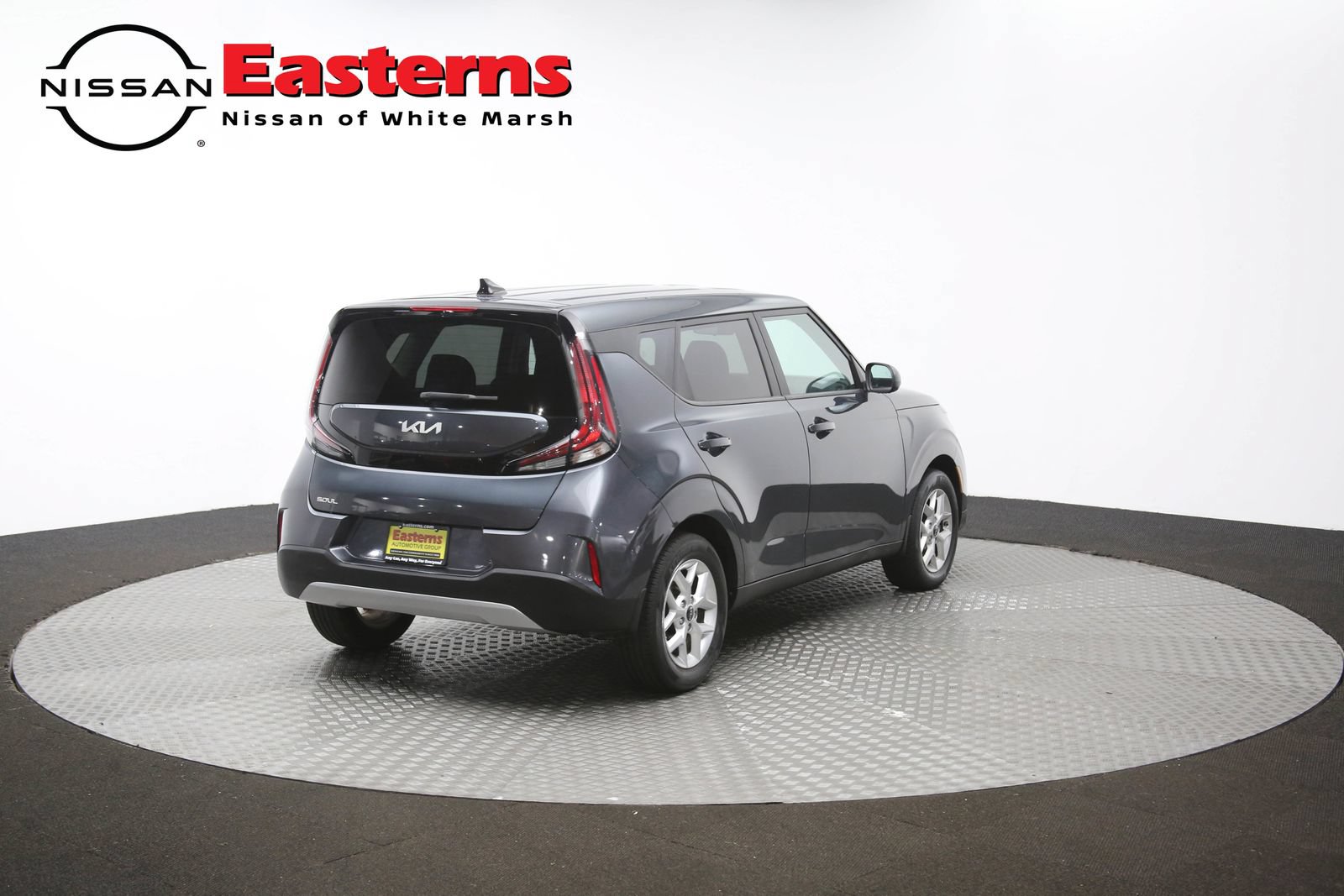 Used 2023 Kia Soul LX w/ LX Technology Package FWD image 37
