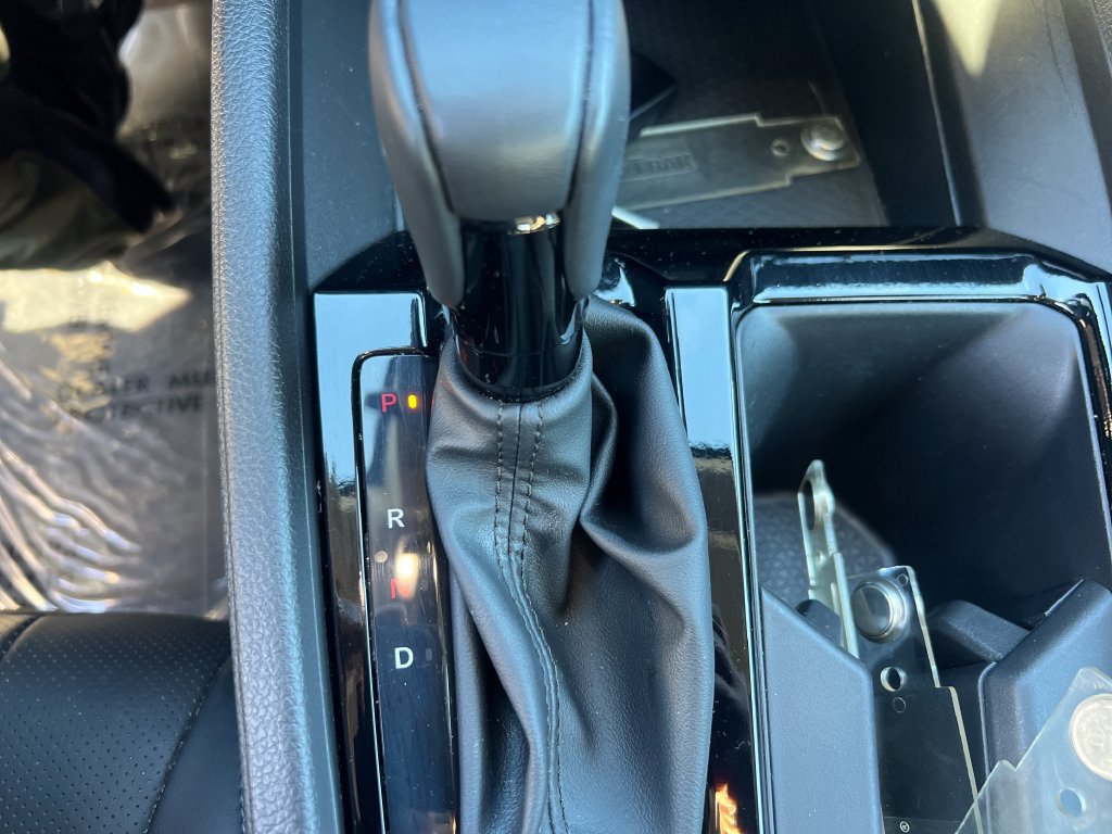 Used 2024 Honda Accord EX-L image 19