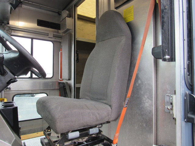 Used 2019 Ford E-450 and Econoline 450 Super Duty RWD image 23