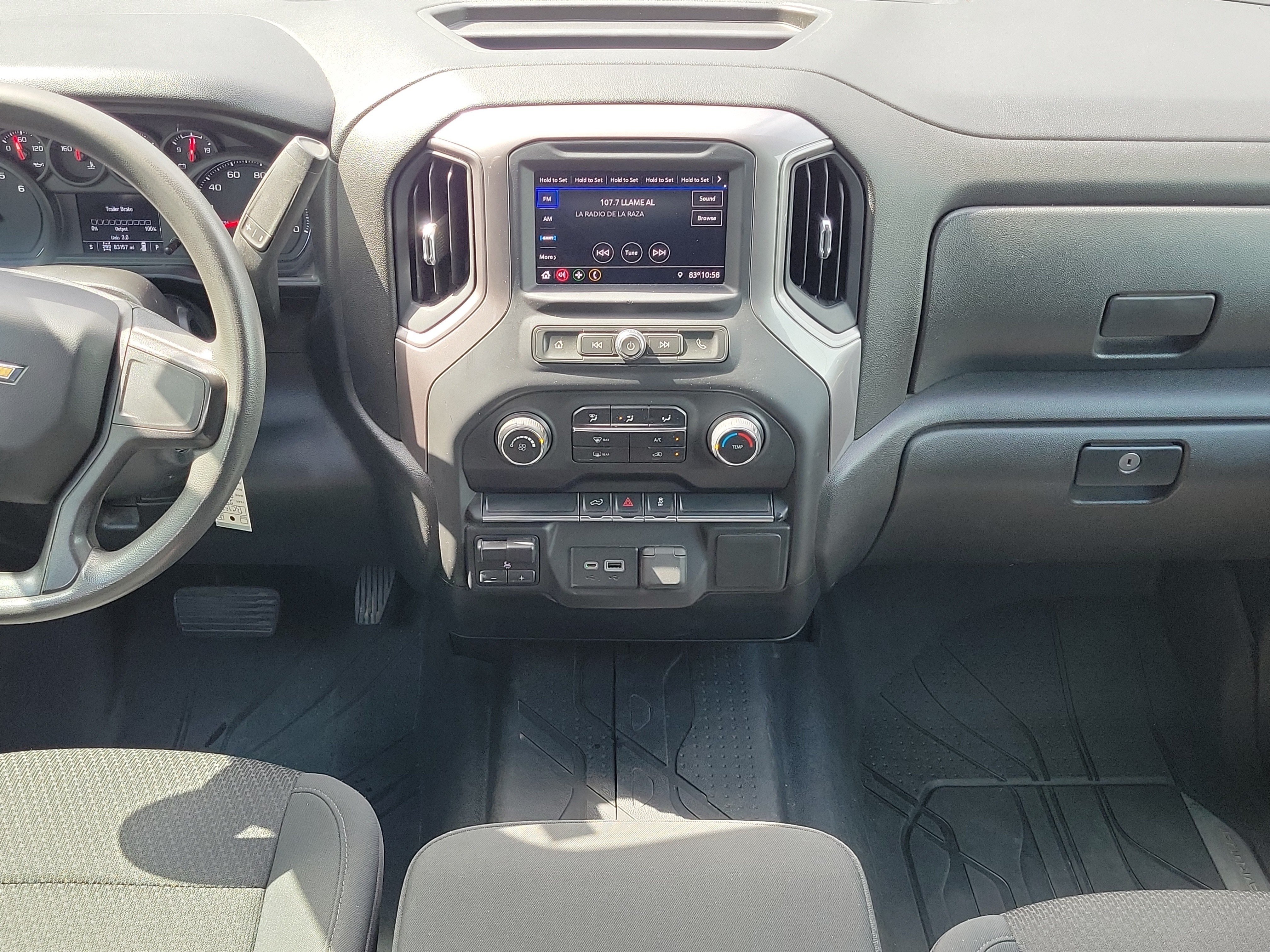 Used 2022 Chevrolet Silverado 2500 Custom w/ Custom Value Package AWD/4WD image 15