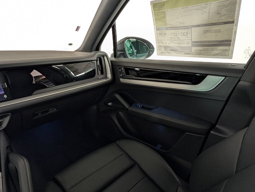 New 2026 Porsche Cayenne E-Hybrid AWD/4WD image 23