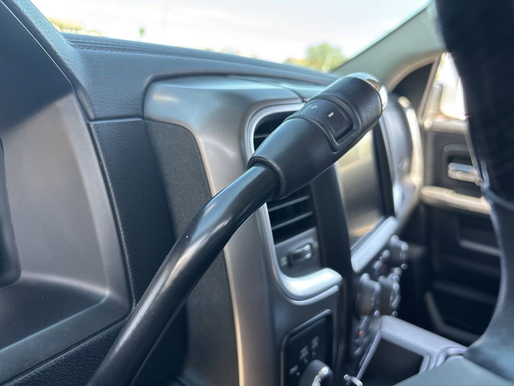 Used 2014 RAM 3500 Laramie Longhorn image 28