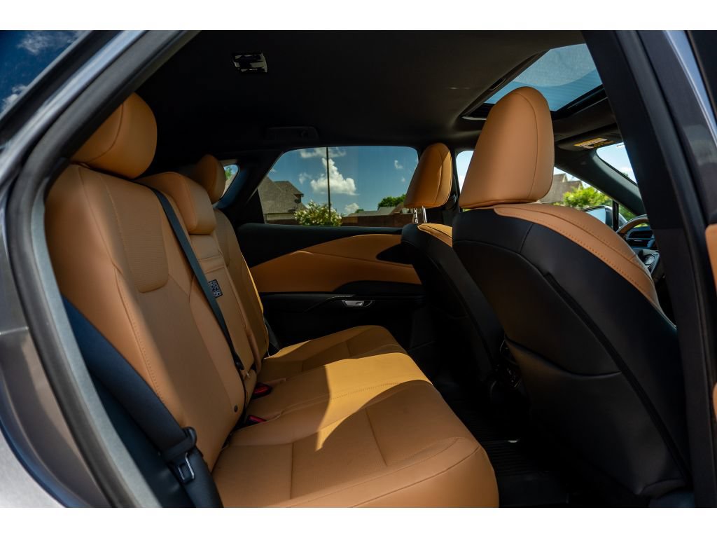 Used 2023 Lexus RX 350 Premium Plus w/ Accessory Package (Z1) AWD/4WD image 17