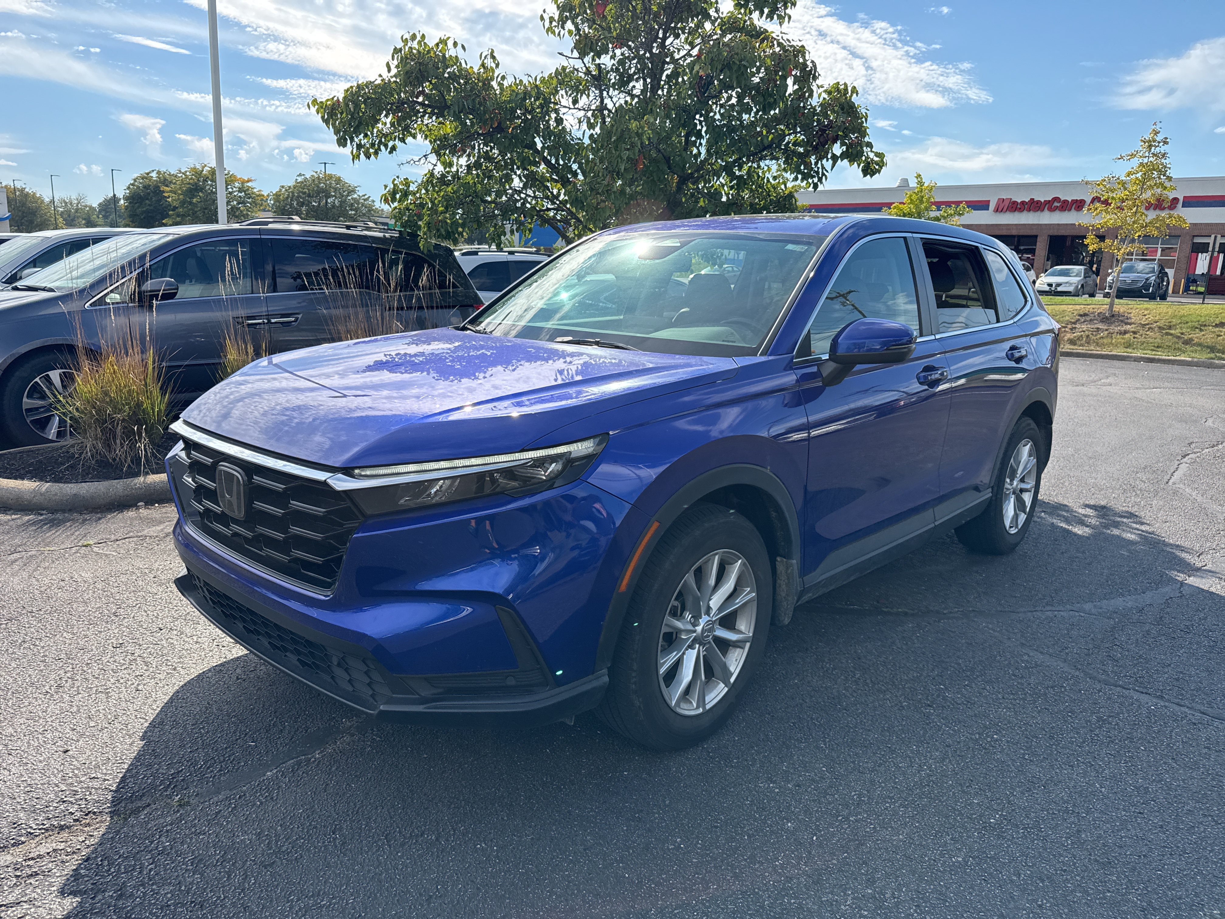 Used 2024 Honda CR-V EX-L image 6