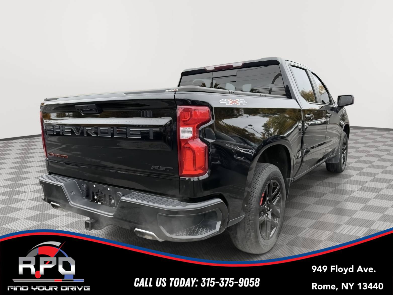 Used 2023 Chevrolet Silverado 1500 RST AWD/4WD image 5