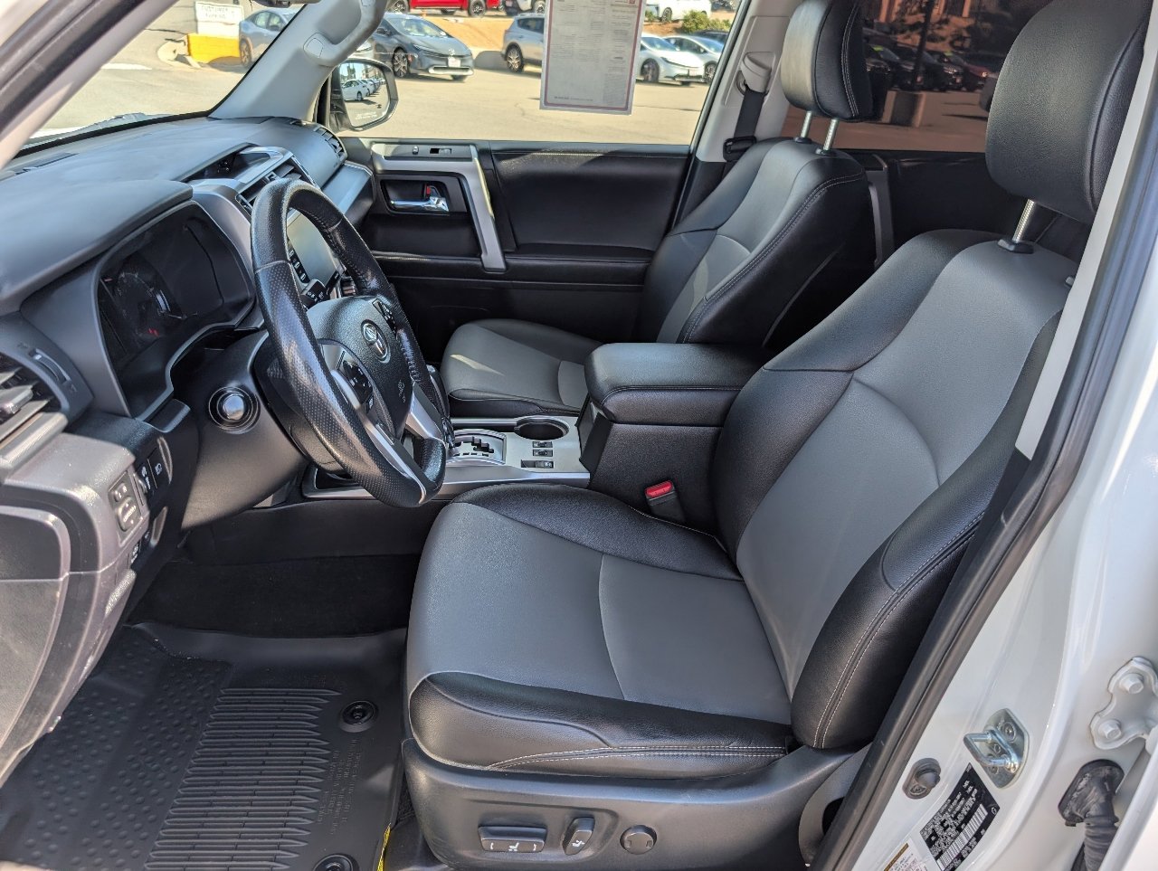 Used 2023 Toyota 4Runner SR5 Premium image 2