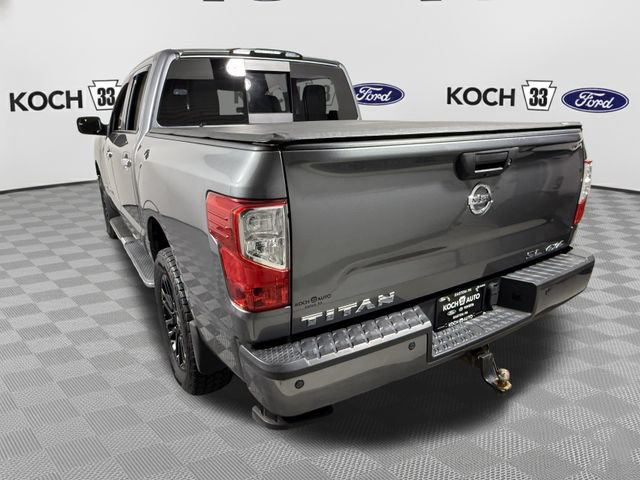 Used 2018 Nissan Titan SL AWD/4WD image 6