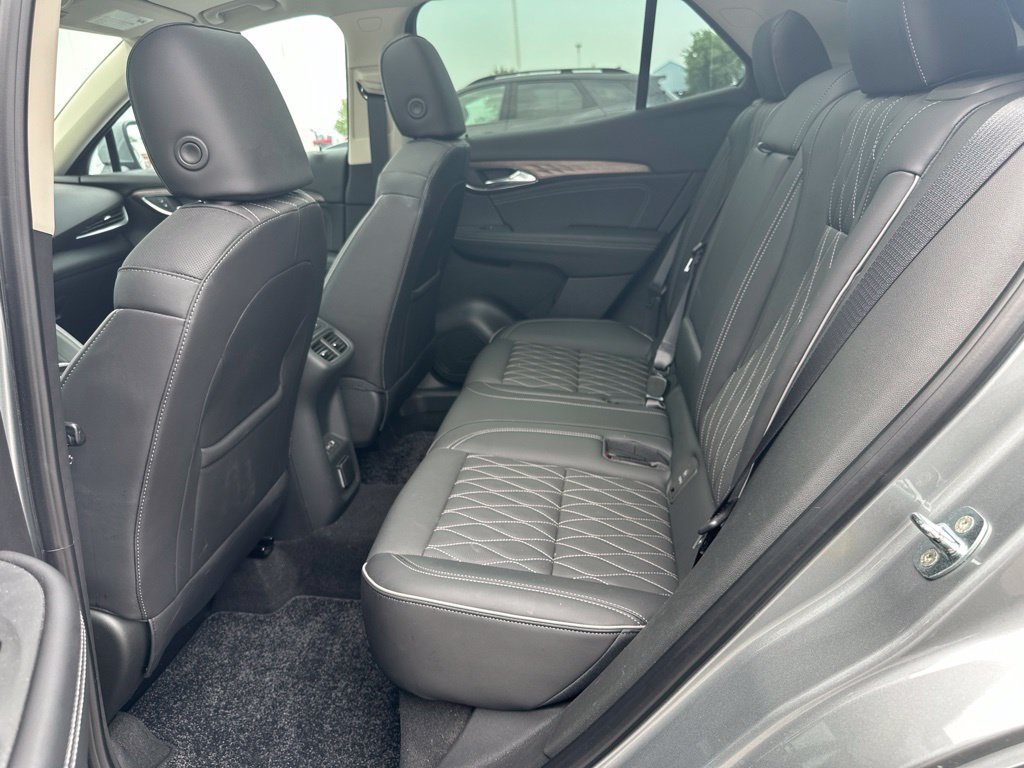 Used 2023 Buick Envision Avenir AWD/4WD image 18