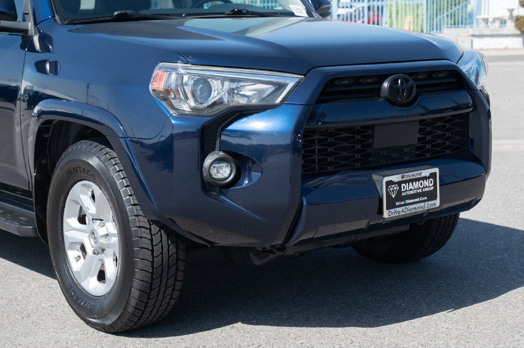 Used 2021 Toyota 4Runner SR5 Premium w/ Wilderness Package (TMS) RWD image 9
