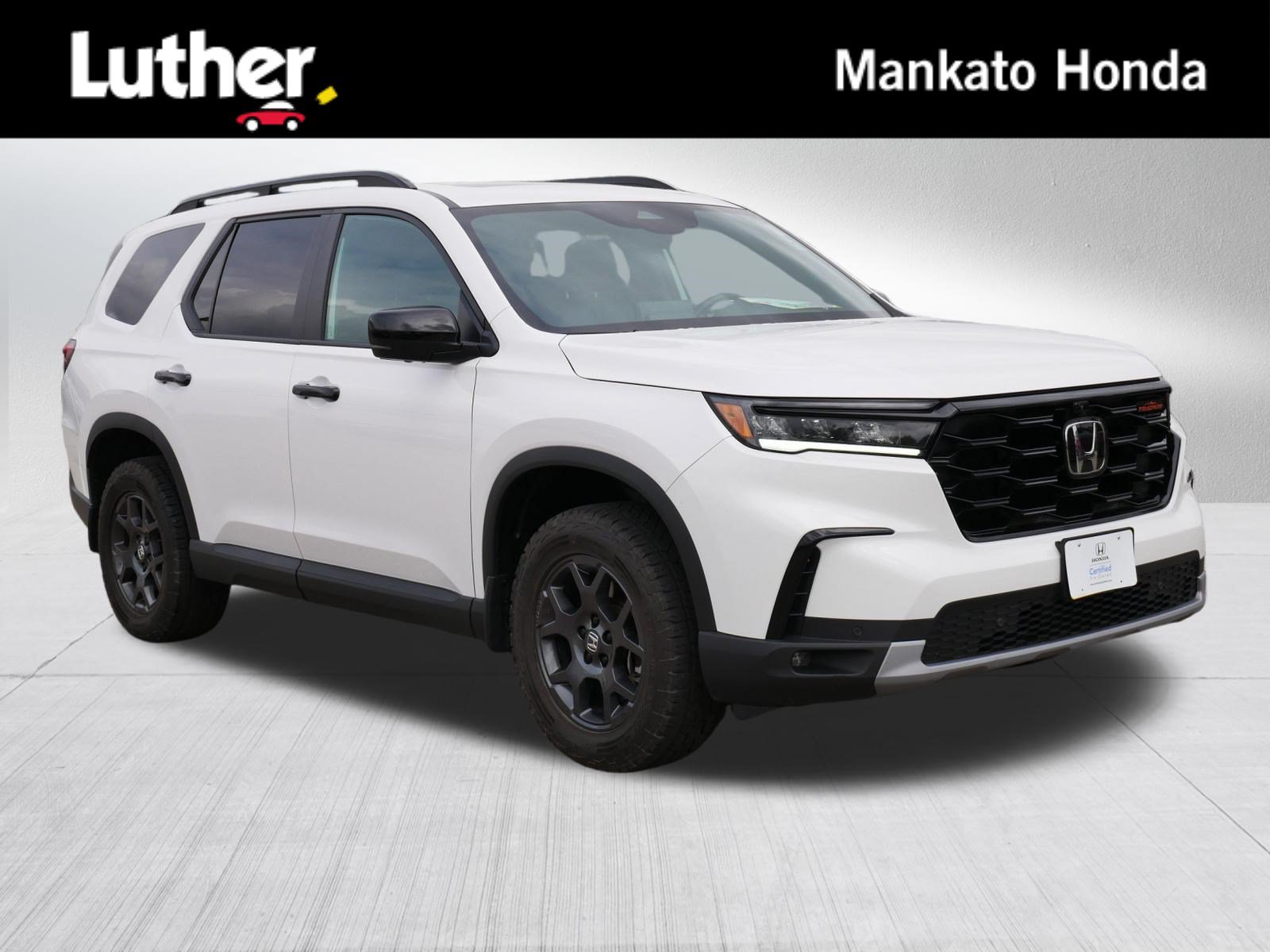 Certified 2024 Honda Pilot TrailSport