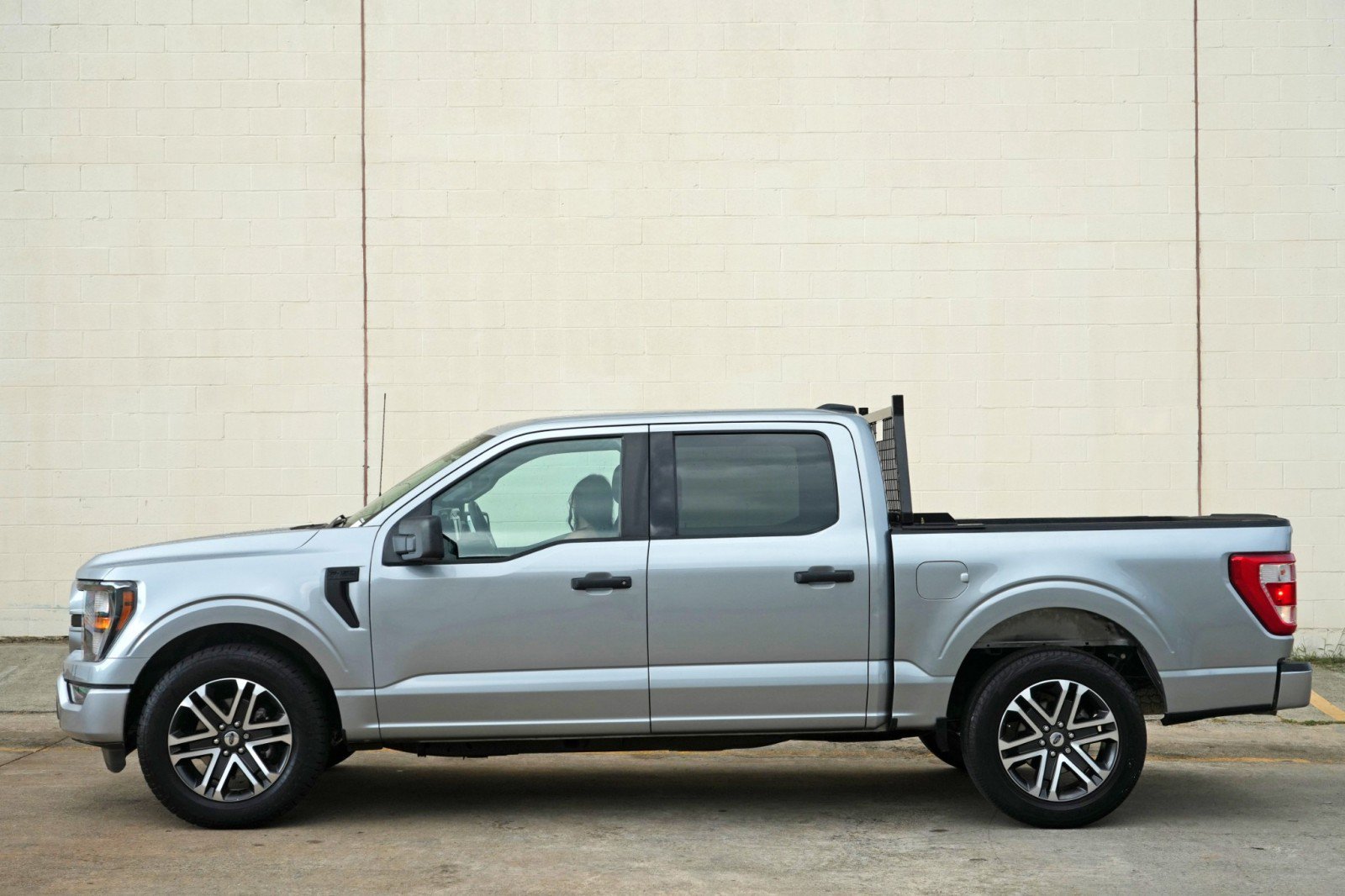 Used 2023 Ford F150 Lariat RWD image 42