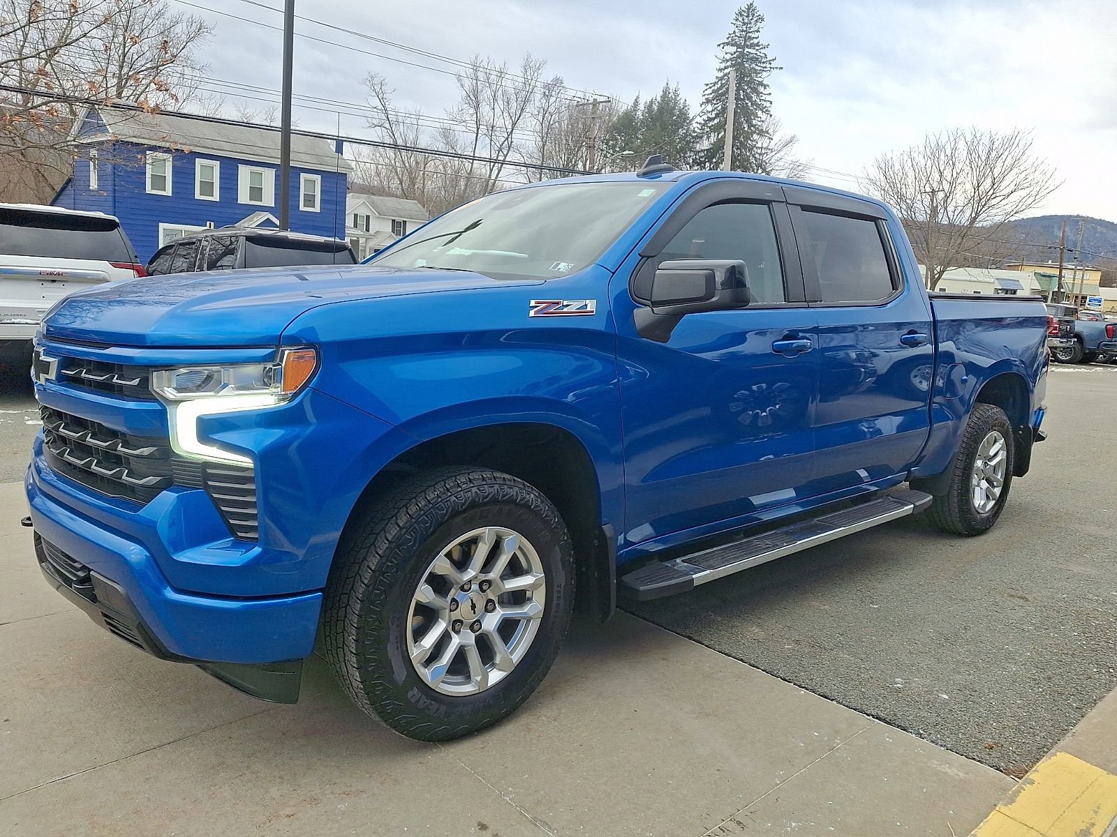 Used 2022 Chevrolet Silverado 1500 RST w/ Z71 Off-Road Package image 3