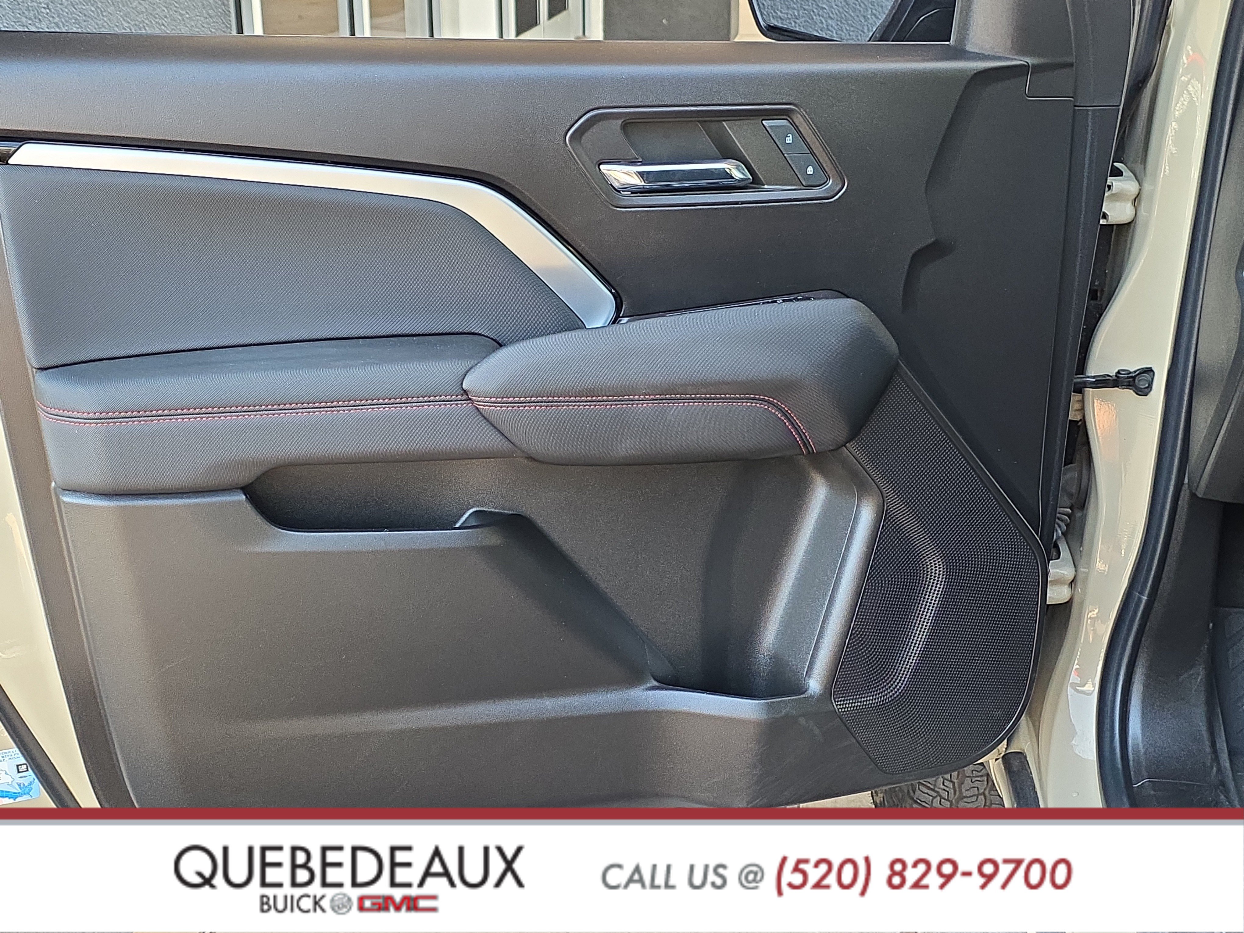 Used 2023 Chevrolet Colorado Z71 AWD/4WD image 9