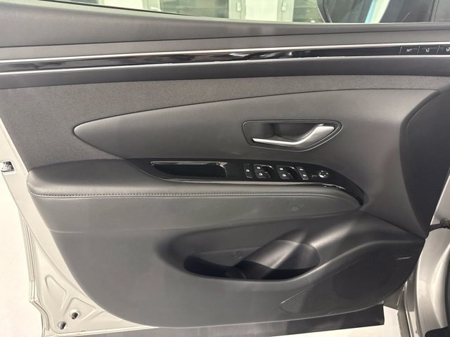 Used 2022 Hyundai Tucson Limited FWD image 17