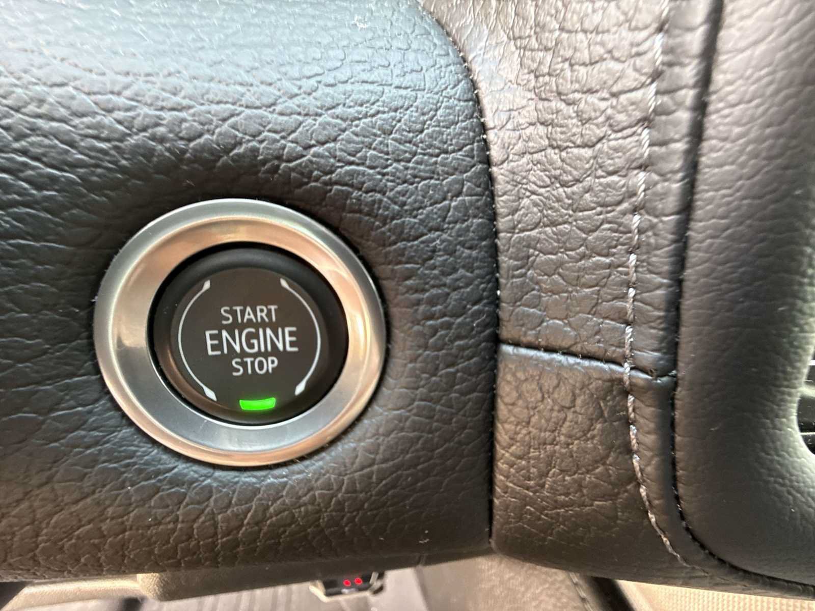 Certified 2023 GMC Yukon Denali AWD/4WD image 16