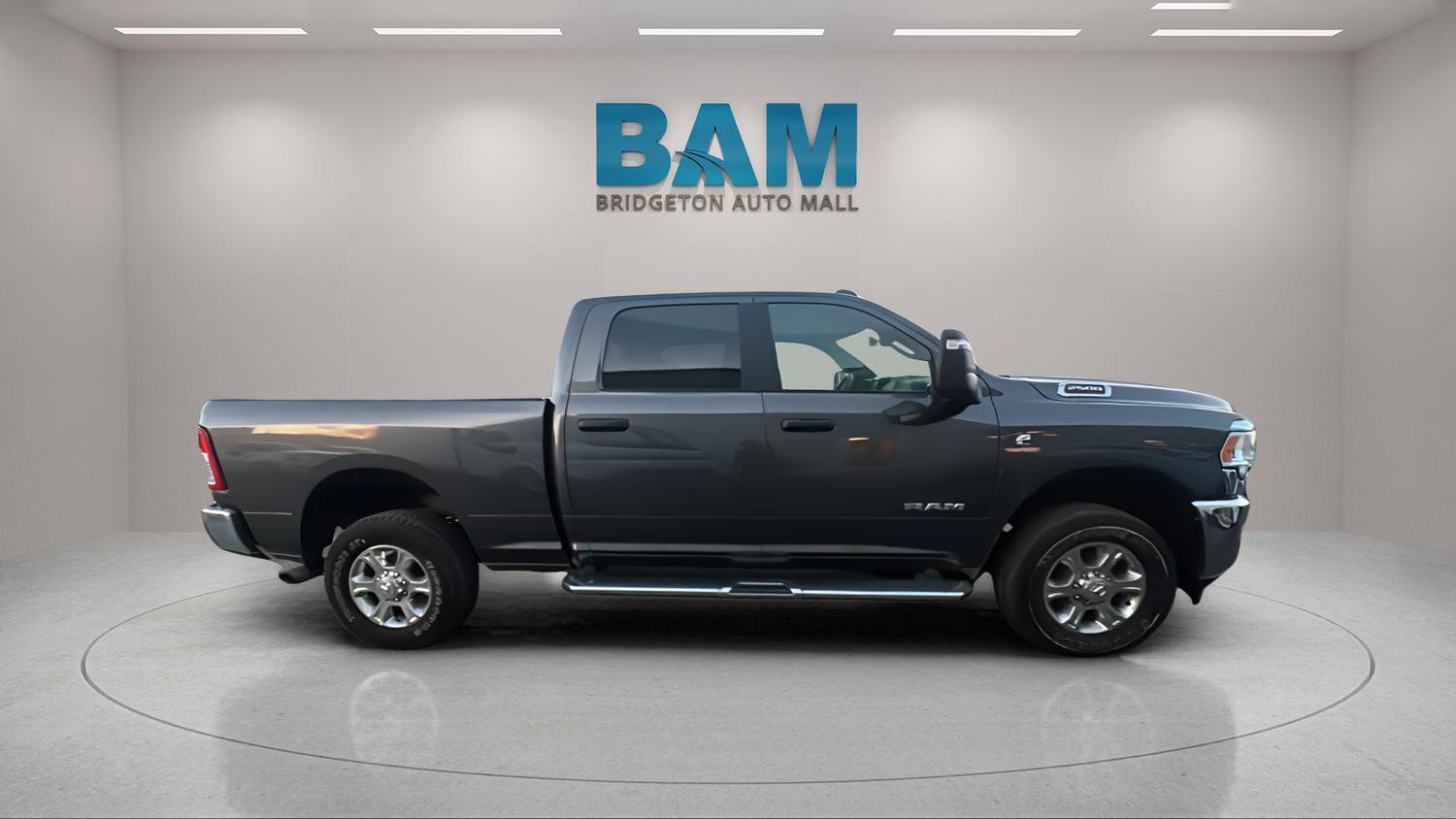 Used 2024 RAM 2500 Big Horn AWD/4WD image 8