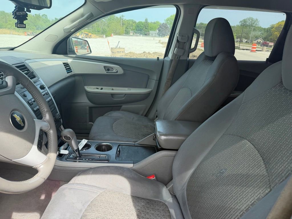 Used 2012 Chevrolet Traverse LS FWD image 8