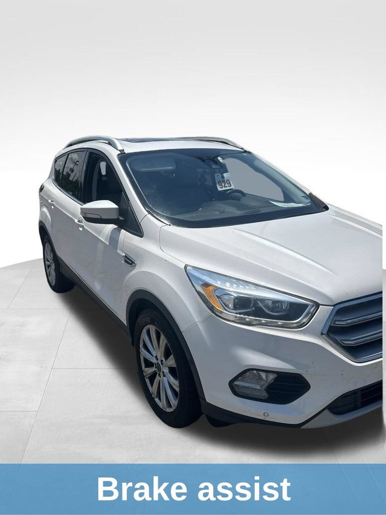Used 2017 Ford Escape Titanium w/ Equipment Group 301A AWD/4WD image 9