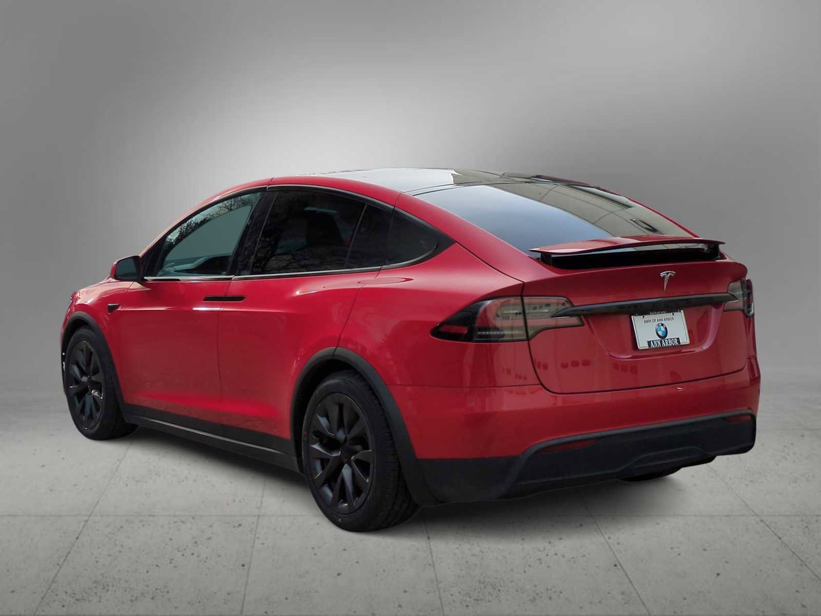 Used 2022 Tesla Model X image 6