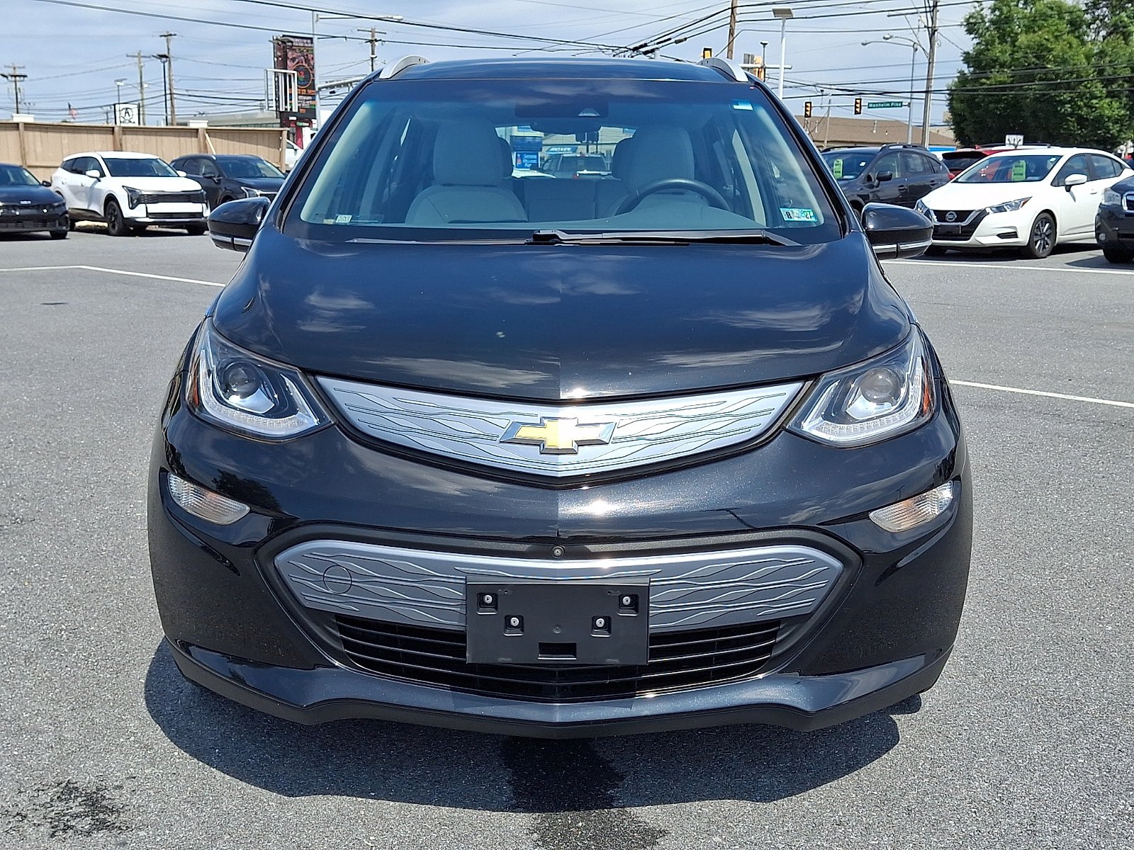 Used 2017 Chevrolet Bolt Premier w/ Driver Confidence II Package FWD video 2