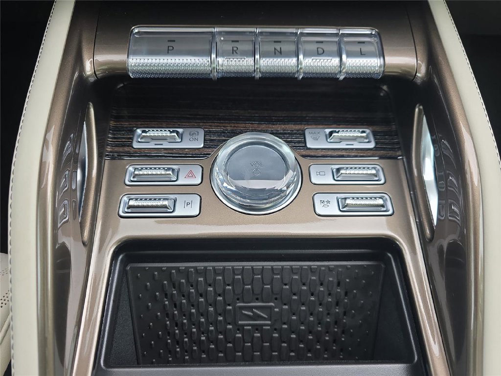 New 2026 Lincoln Nautilus Black Label AWD/4WD image 19