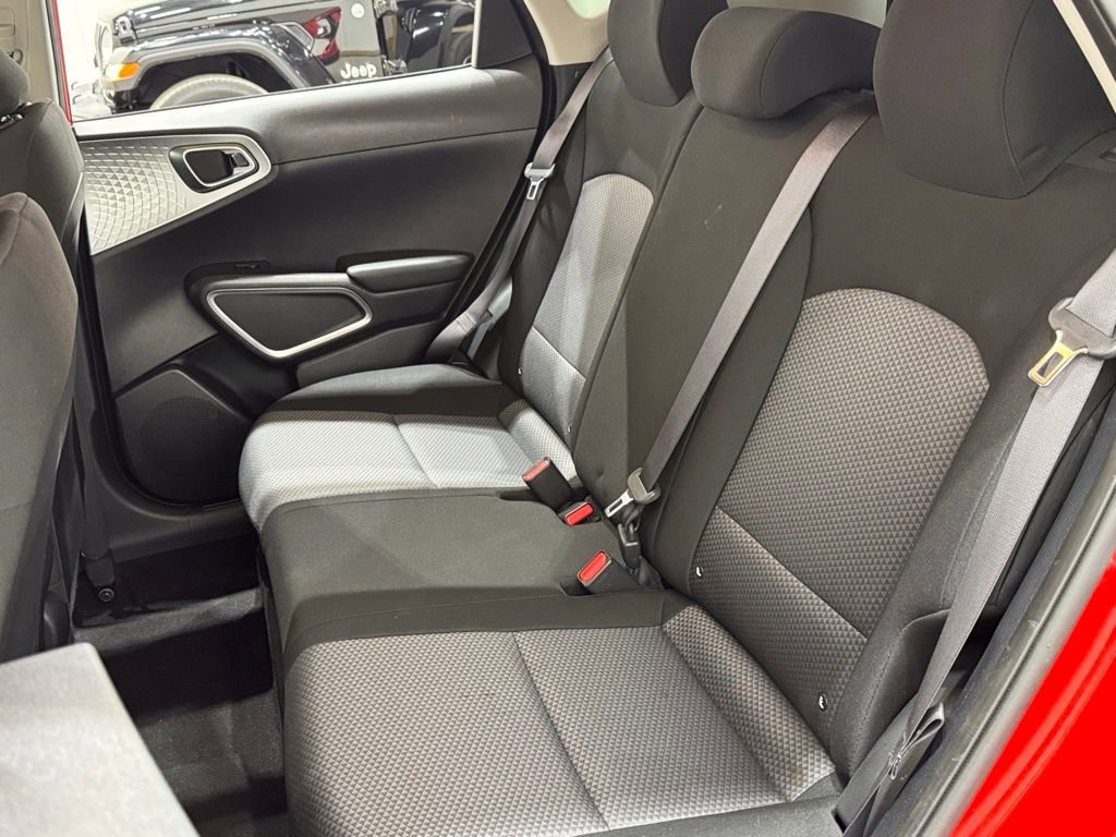 Used 2023 Kia Soul LX w/ Option Group 015 image 8