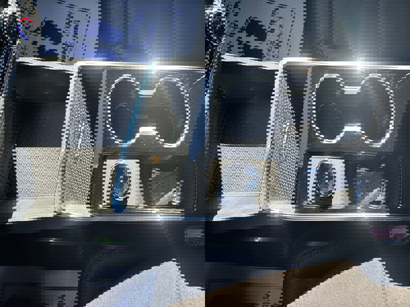 New 2026 Chevrolet Equinox LT w/ Convenience Package II image 23