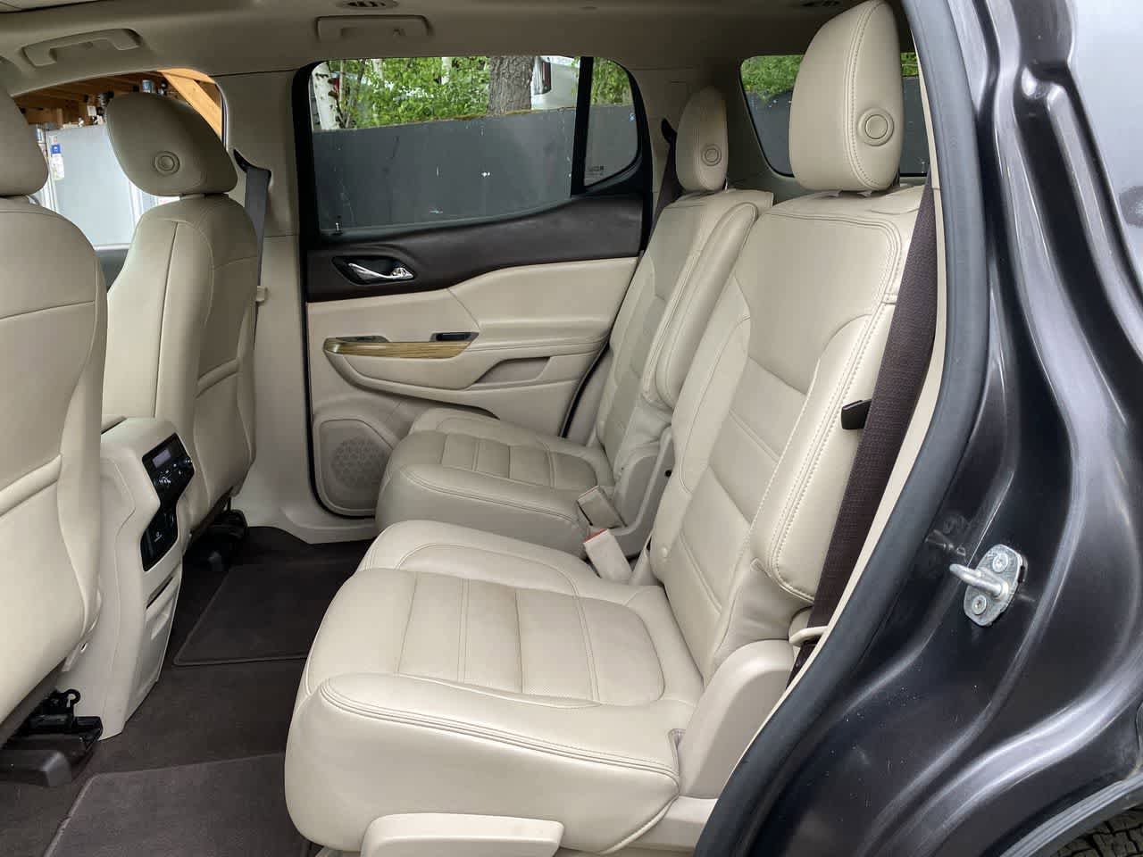 Used 2018 GMC Acadia Denali w/ Technology Package AWD/4WD image 17