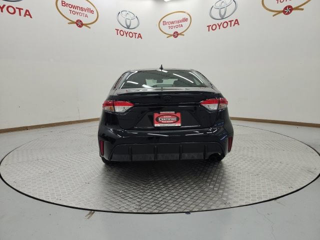Certified 2026 Toyota Corolla SE FWD image 4