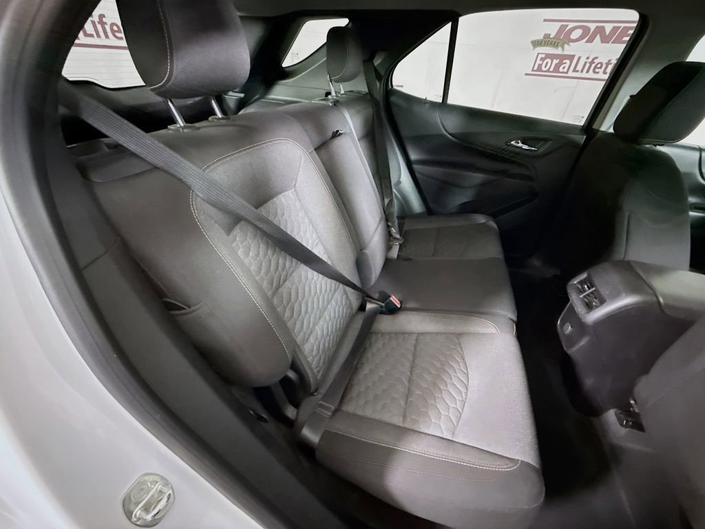 Used 2018 Chevrolet Equinox LT image 27