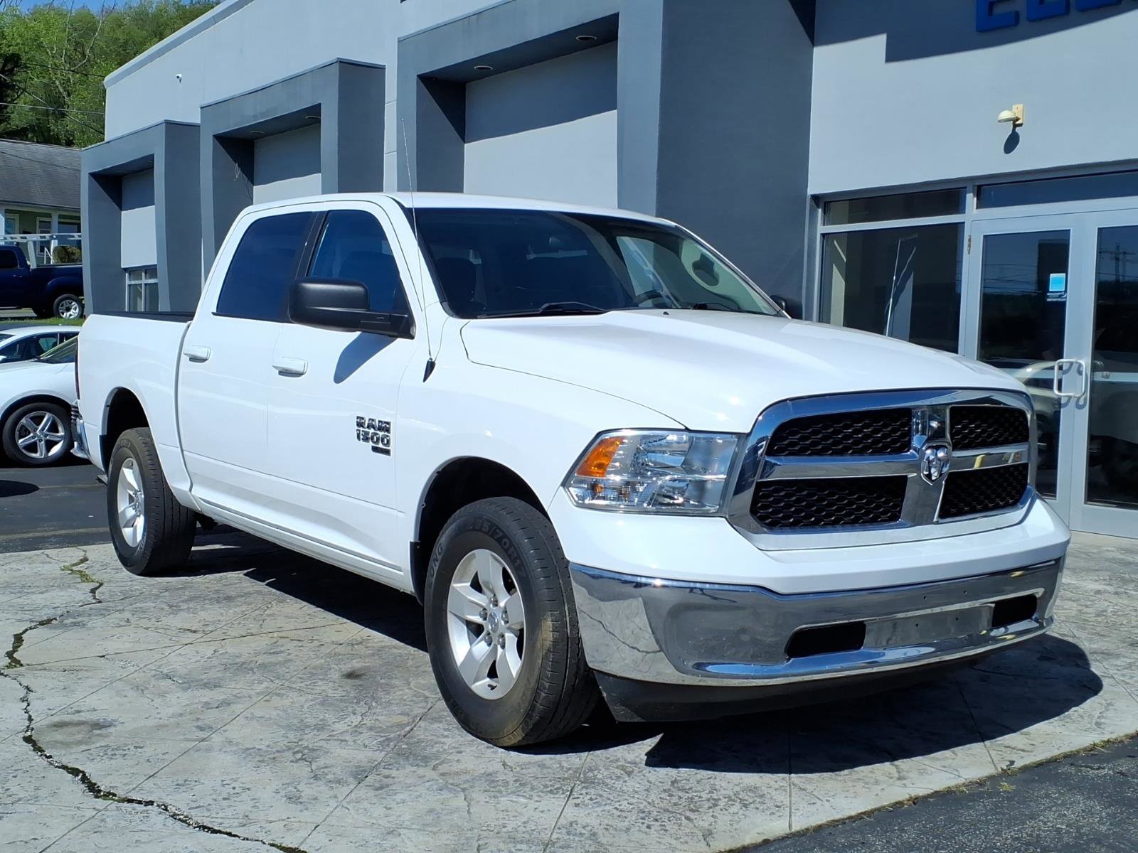 Used 2021 RAM 1500 Classic SLT AWD/4WD image 1