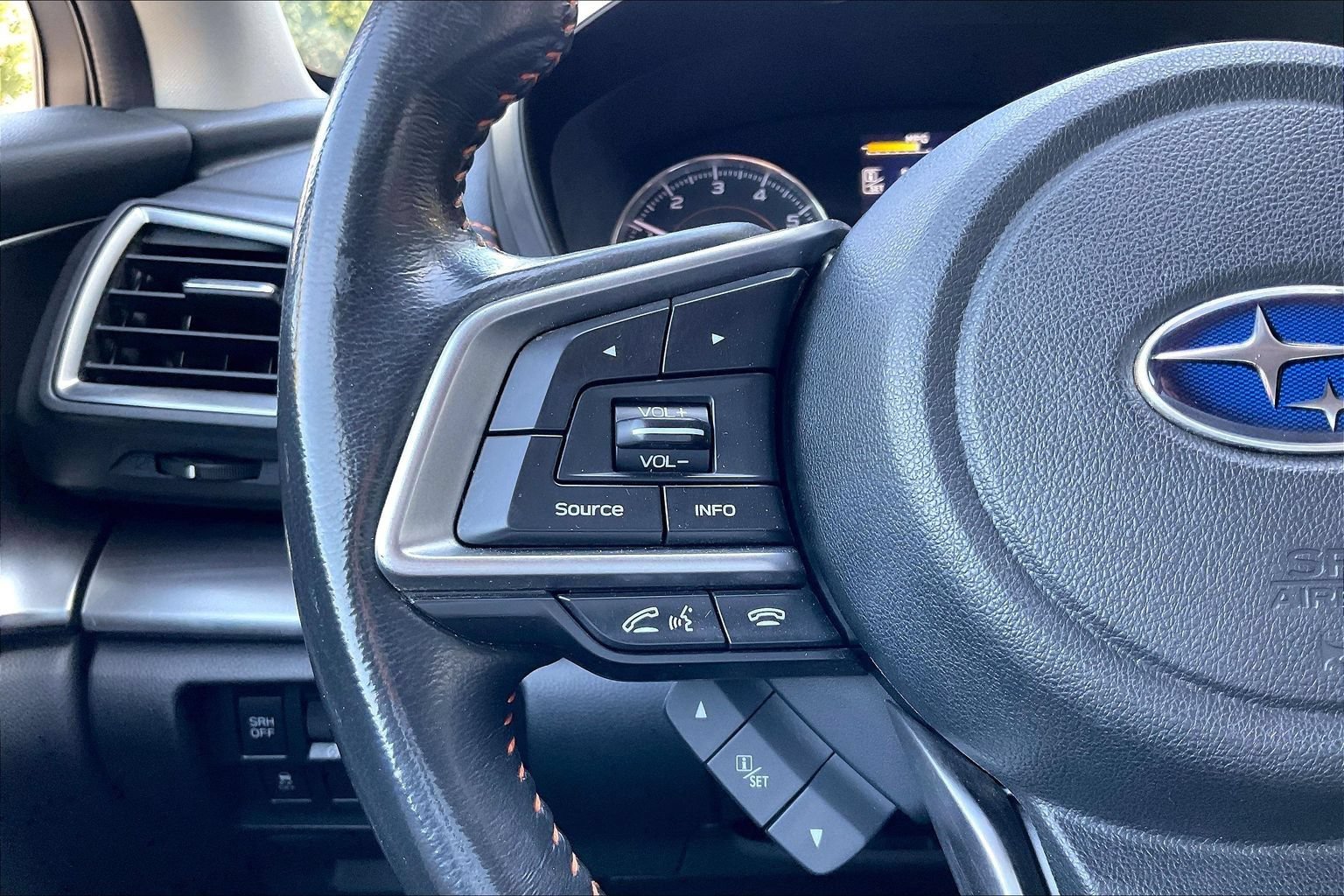 Used 2019 Subaru Crosstrek 2.0i Limited w/ Moonroof Package AWD/4WD image 10