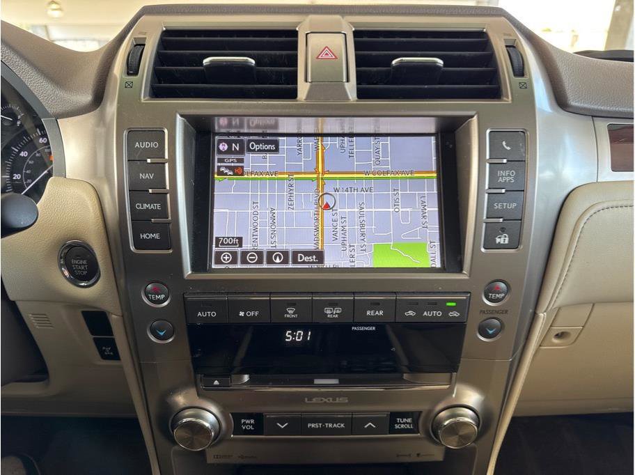 Used 2014 Lexus GX 460 w/ Premium Package AWD/4WD image 21