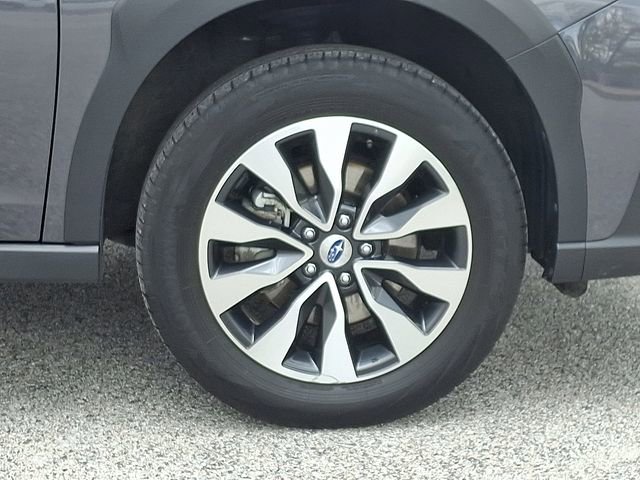 Used 2023 Subaru Outback Limited AWD/4WD image 11