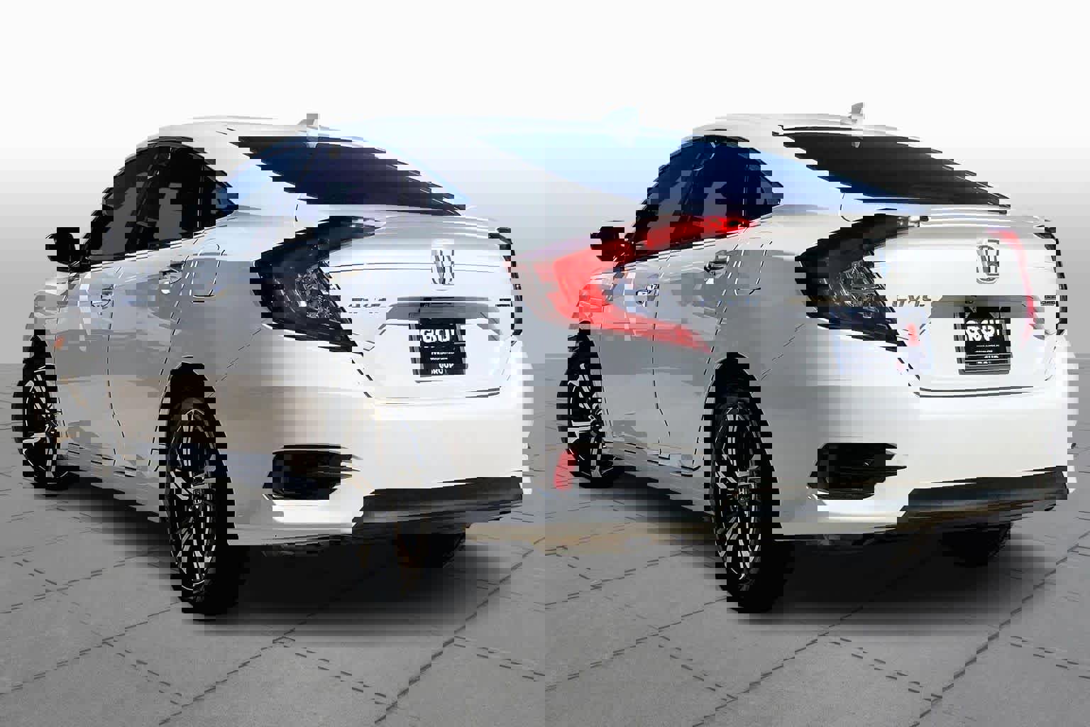 Used 2017 Honda Civic Touring image 12